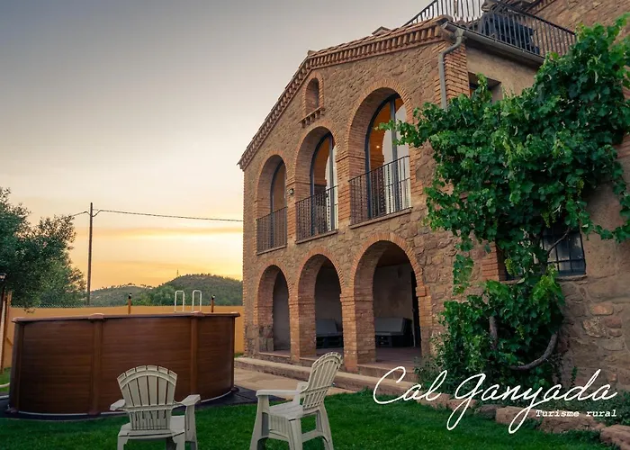 Perros hoteles Cal Ganyada, Casa Rural Cardona